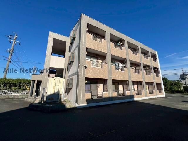 グランド・マーキーの物件外観写真