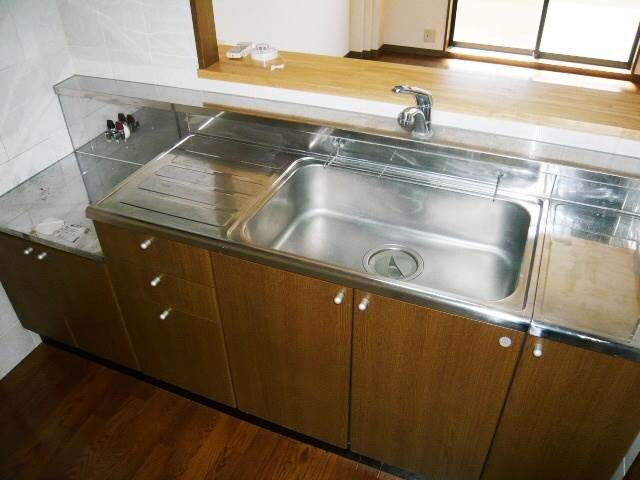 ヴィレッジ イツオの物件内観写真