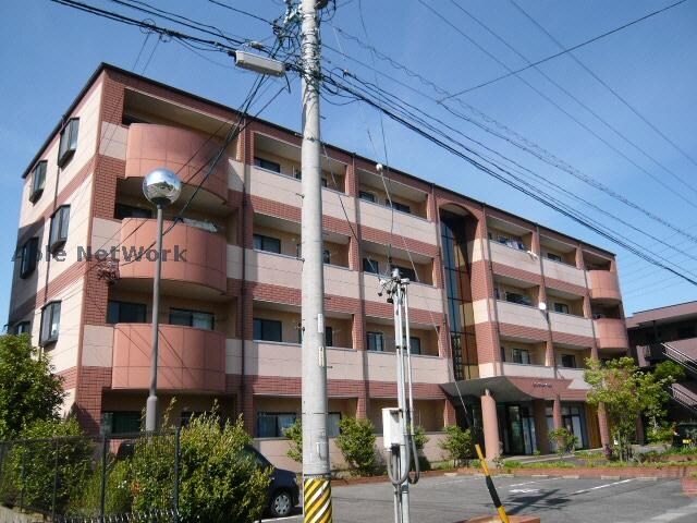 ライブ・タウン・パレスの物件外観写真