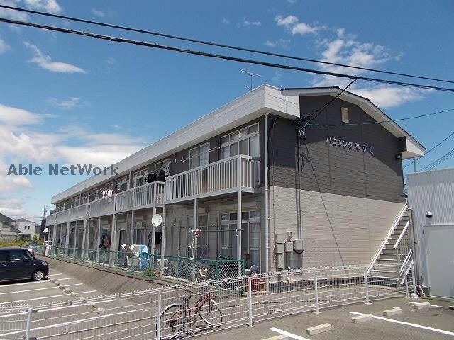 ハウジングすずかの物件外観写真