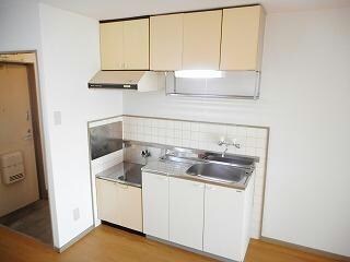 ハウジングすずかの物件内観写真