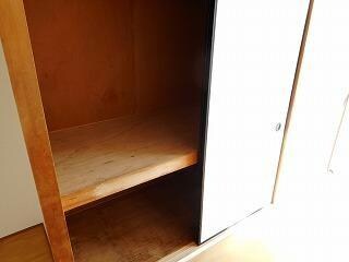 ハウジングすずかの物件内観写真