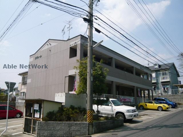 ラフォーレの物件外観写真