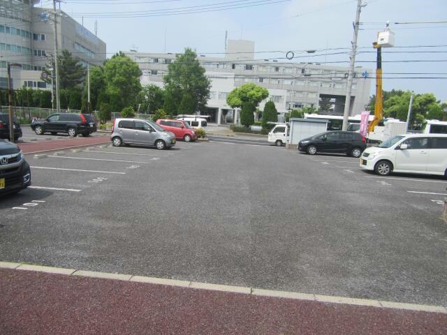 ヴァンパインコート Ｂ棟の物件外観写真