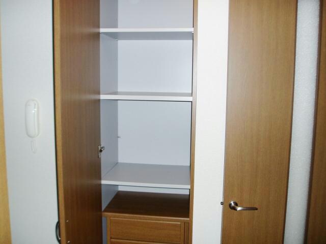 ヴァンパインコート Ｂ棟の物件内観写真