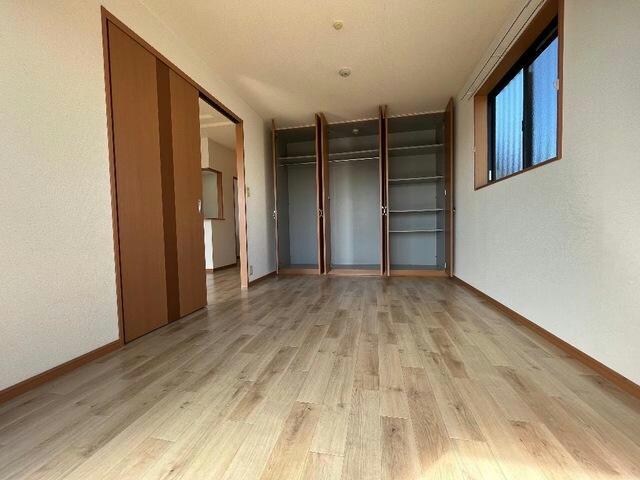 ロイヤル　ラ　ファミーユＢ棟の物件内観写真