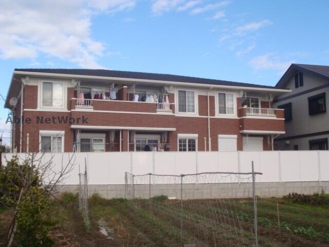 ミルキーⅡの物件外観写真