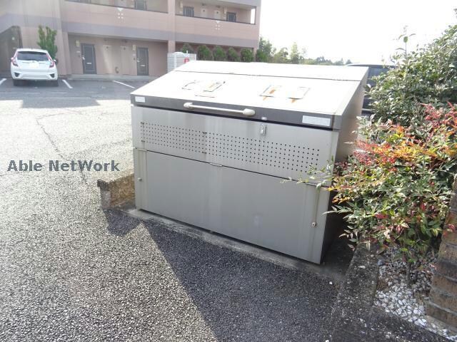 スズカヒルズA棟の物件外観写真