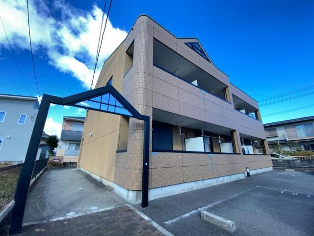 ウオッカの物件外観写真