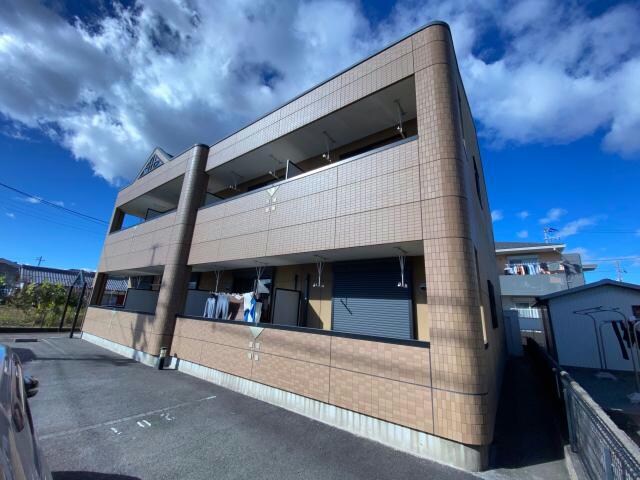 ウオッカの物件外観写真