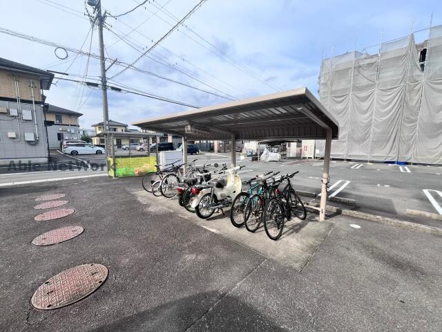 ウッドベルスクエアＡ棟の物件外観写真