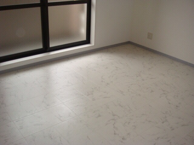 ウッドベルスクエアＡ棟の物件内観写真