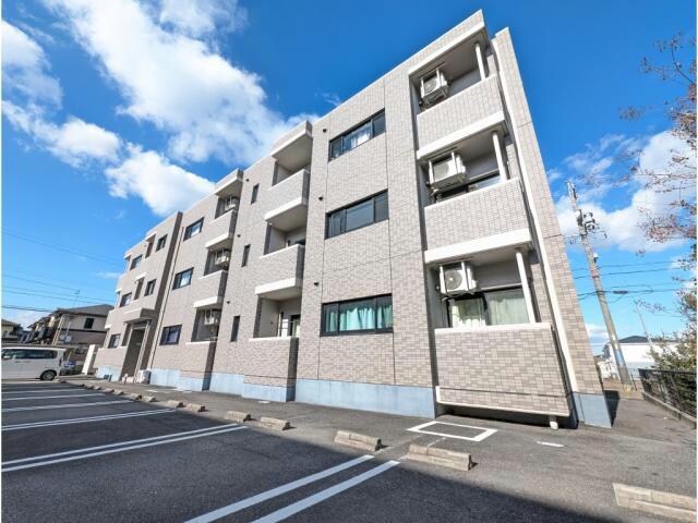 ウッドベルステージの物件外観写真