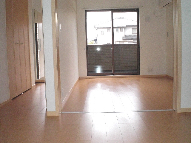 グラン　シェル　トラントの物件内観写真