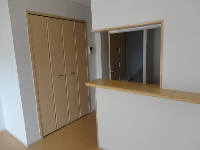 パルテール西条Aの物件内観写真