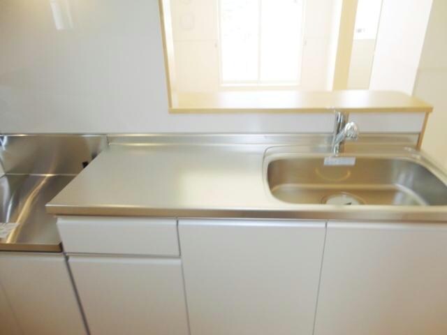 クリスタルコートの物件内観写真