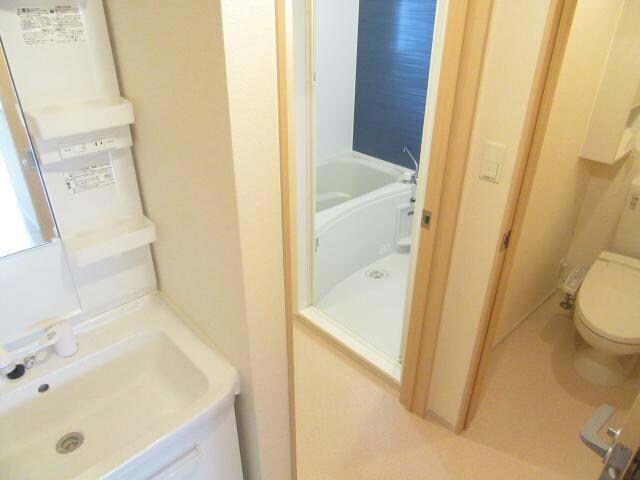 シャン・ド・フルール　Ｃの物件内観写真