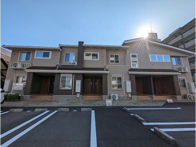 ラッフィナートの物件外観写真