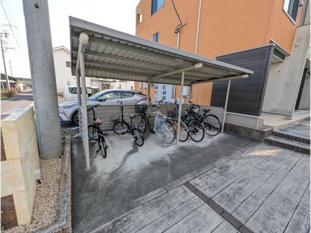 フルーリールの物件外観写真