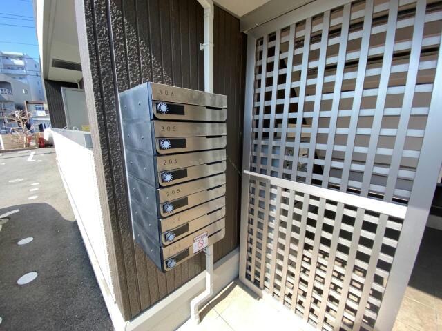 タートルエイトの物件外観写真