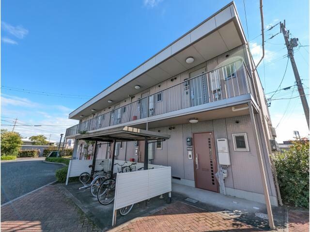 ヴァンフルールA棟の物件外観写真