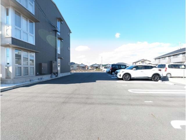 スタブリテラス鈴鹿の物件外観写真