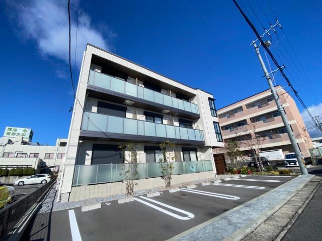 シャーメゾンＫの物件外観写真