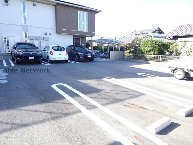 エテルナの物件外観写真