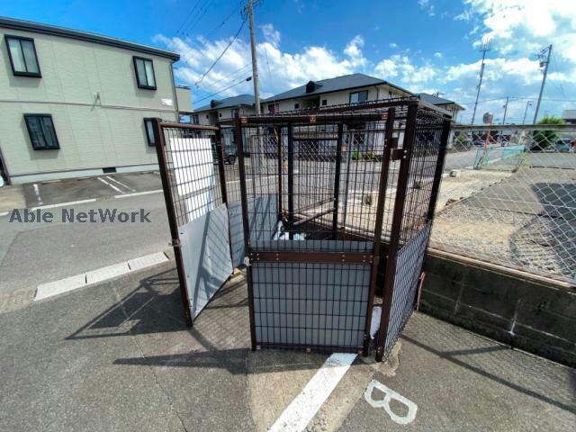 フィールドグリーンの物件外観写真