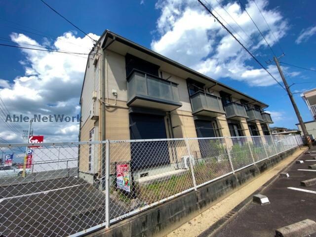 フィールドグリーンの物件外観写真