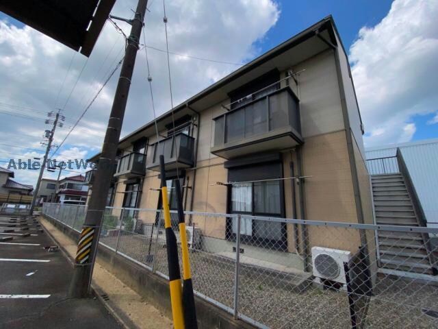 フィールドグリーンの物件外観写真