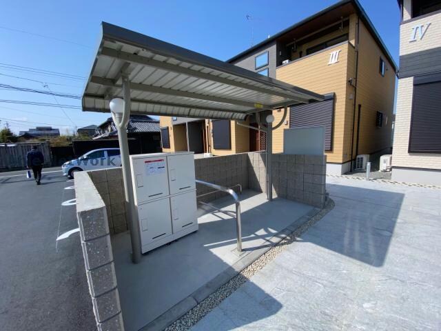 エトワールⅣの物件外観写真