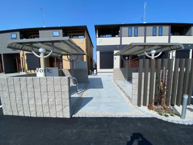 エトワールⅣの物件外観写真