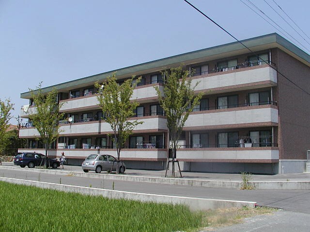 サンハイツクニヨシの物件外観写真