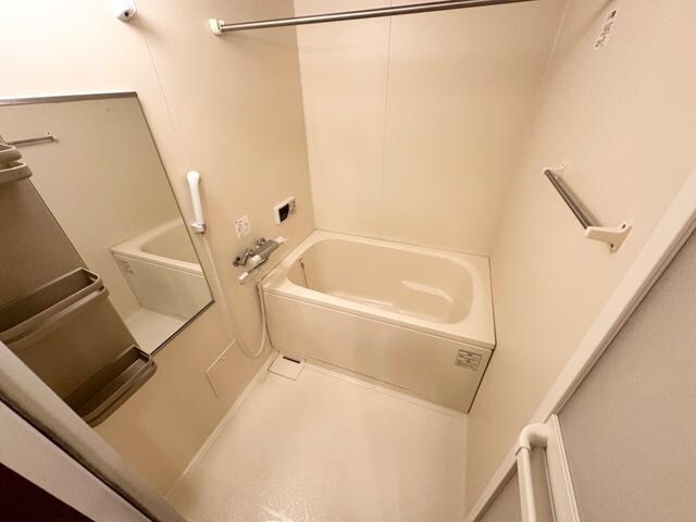 メゾンプレサスの物件内観写真