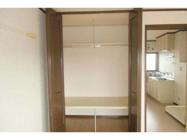 郡山駅 バス10分  金堀田下車：停歩4分 2階の物件内観写真