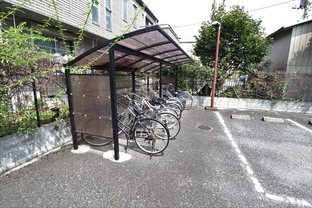 イーゼルコアの物件外観写真