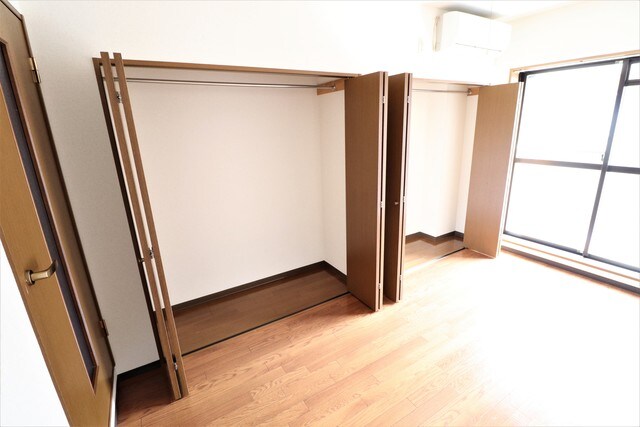 イーゼルコアの物件内観写真