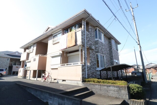 KグランドールＣ棟の物件外観写真