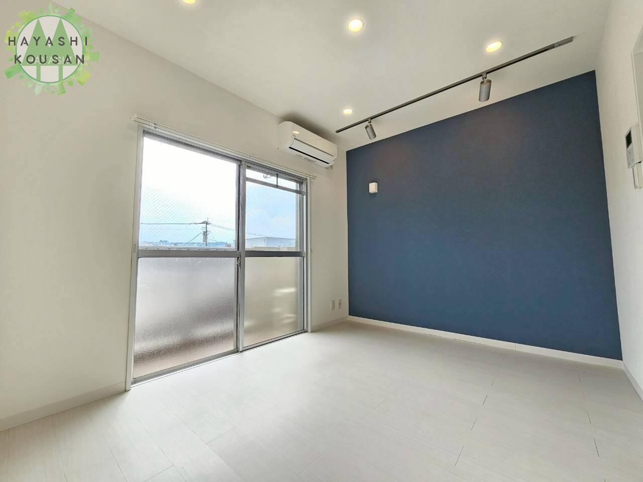 シャトレ原新町の物件内観写真