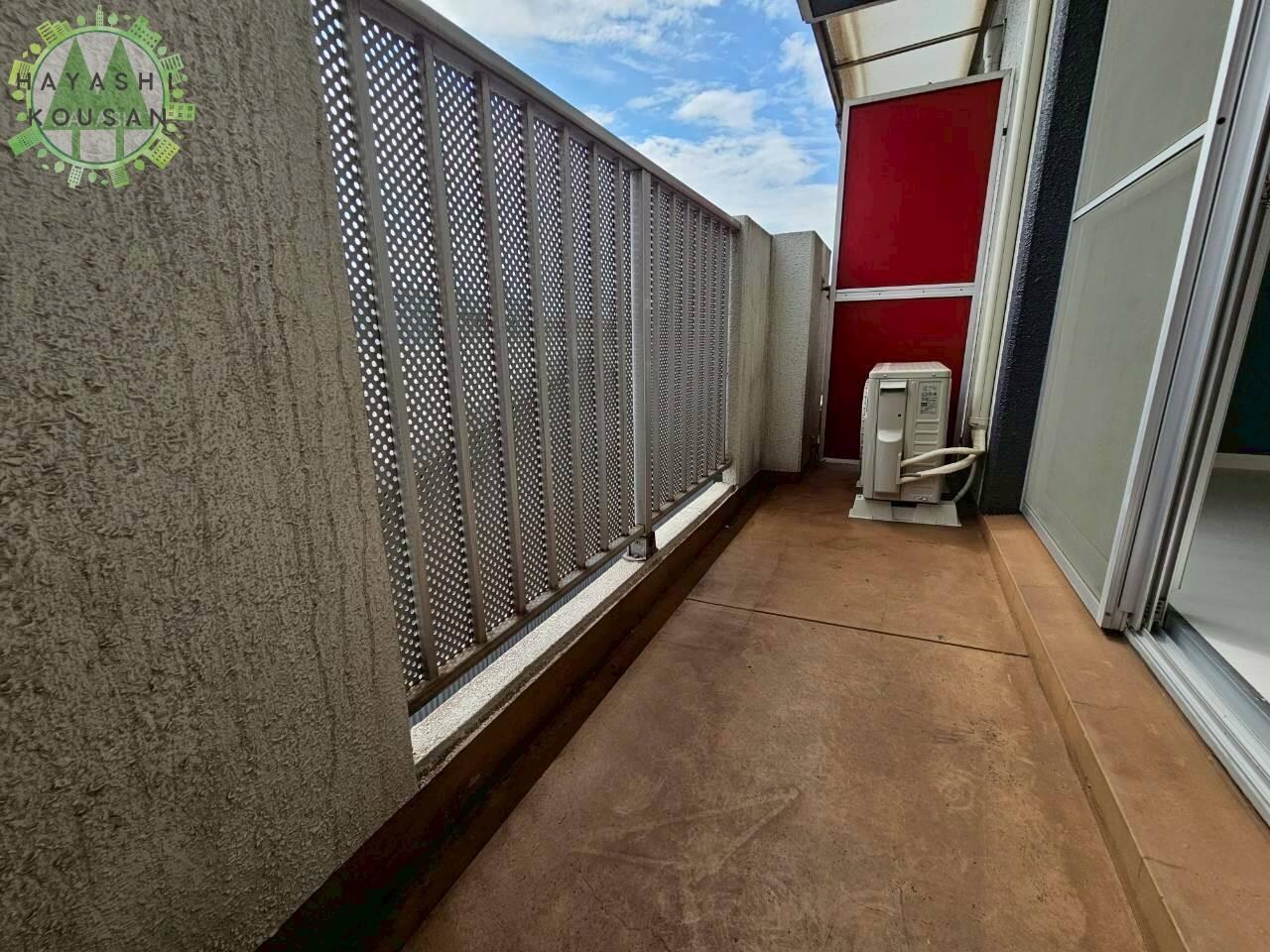 シャトレ原新町の物件内観写真