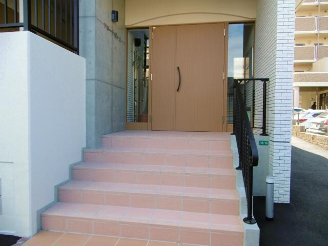 フローラ桜ヶ丘の物件外観写真