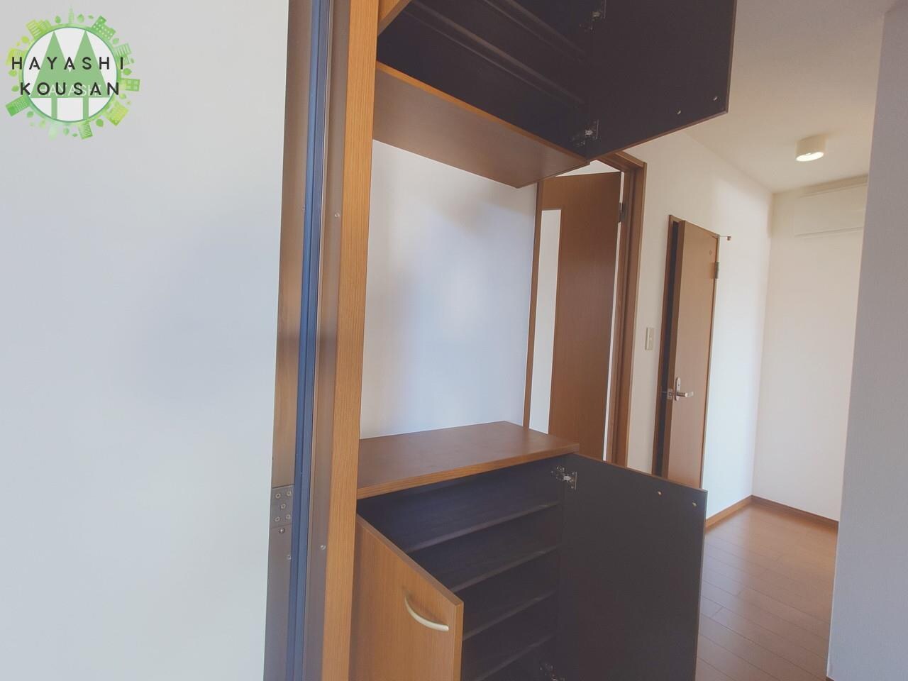 グランドールA棟の物件内観写真