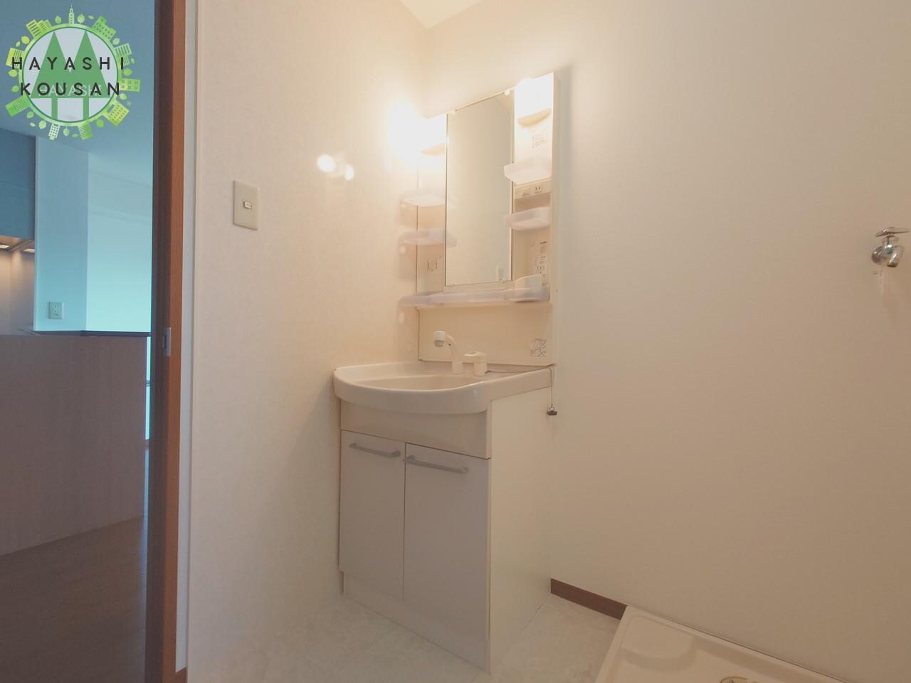 グランドールA棟の物件内観写真