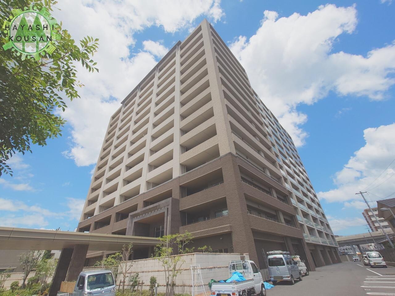 オーヴィジョン南春日の物件外観写真