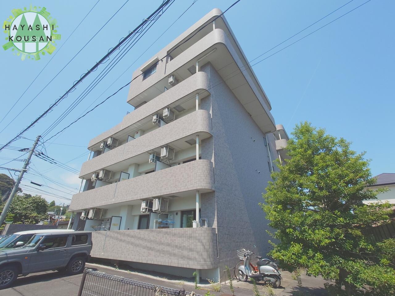 トレステーラ下芹の物件外観写真