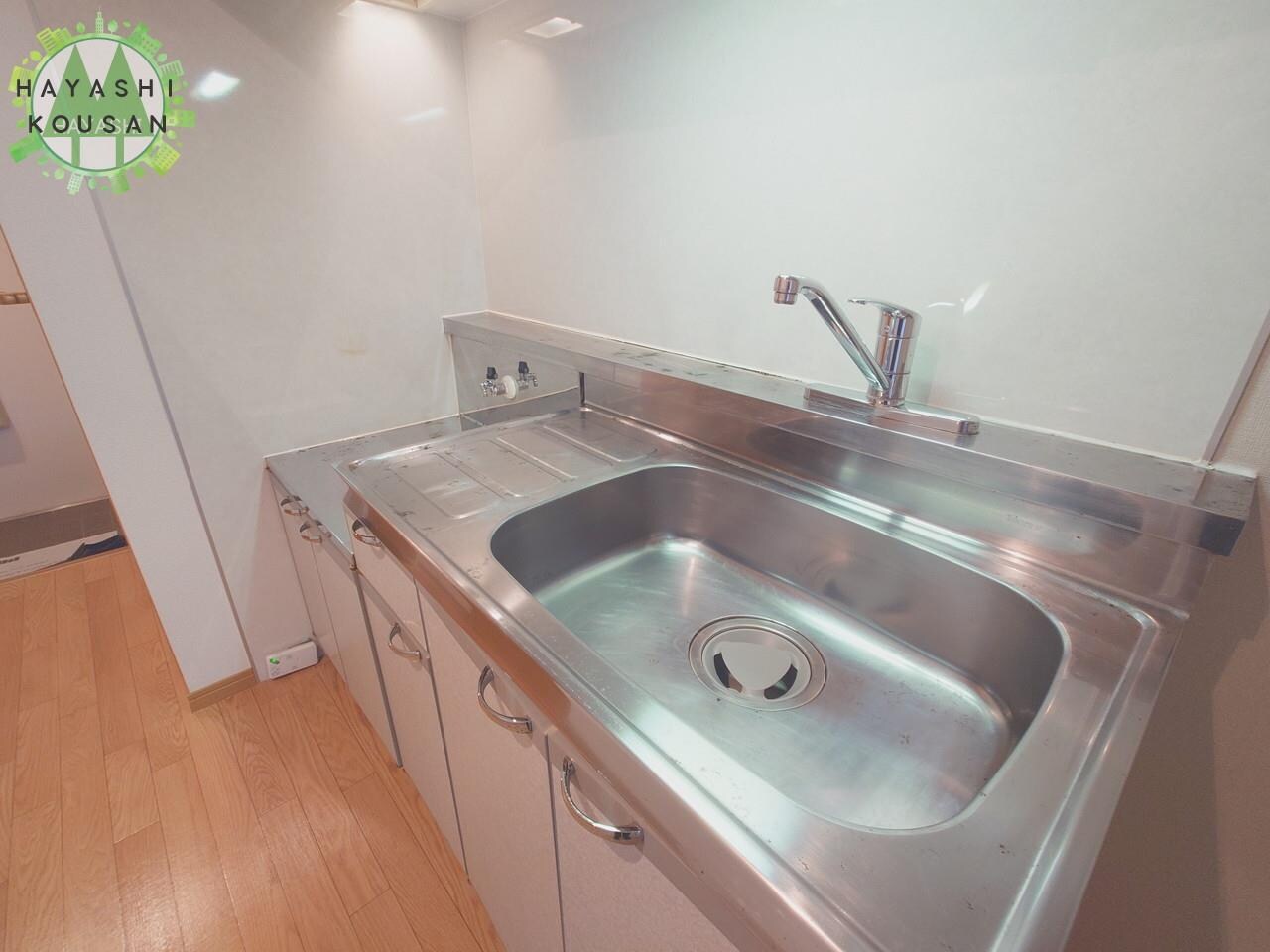 トレステーラ下芹の物件内観写真