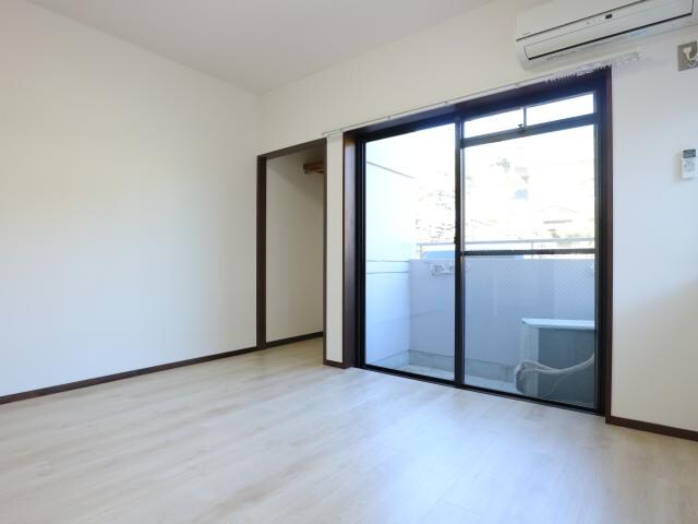 静岡駅 バス6分  八幡二丁目下車：停歩7分 1階の物件内観写真