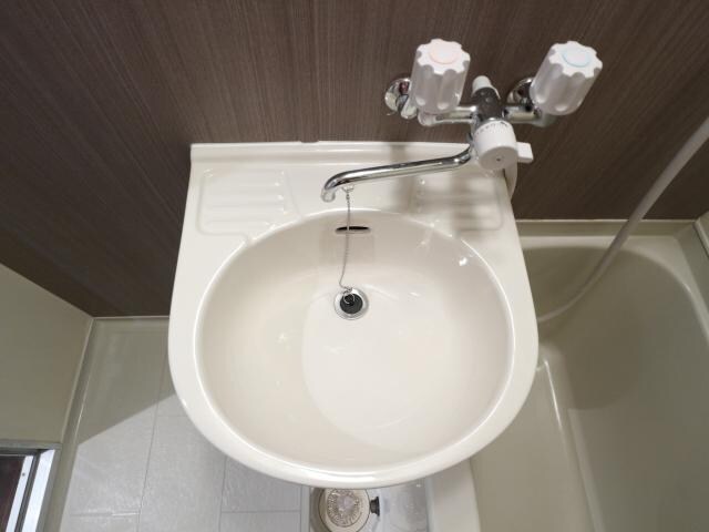 静岡駅 バス6分  八幡二丁目下車：停歩7分 1階の物件内観写真