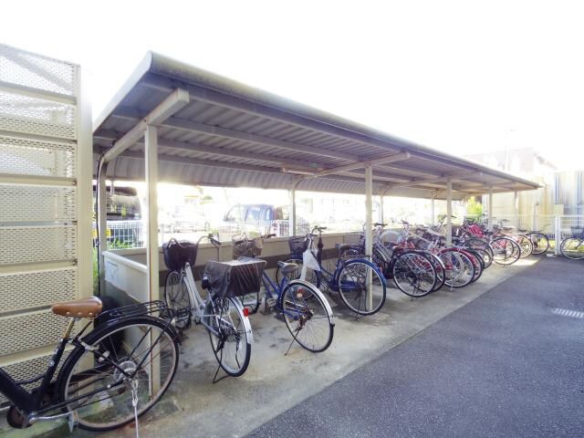 静岡駅 バス14分  静岡総合庁舎前下車：停歩8分 1階の物件外観写真